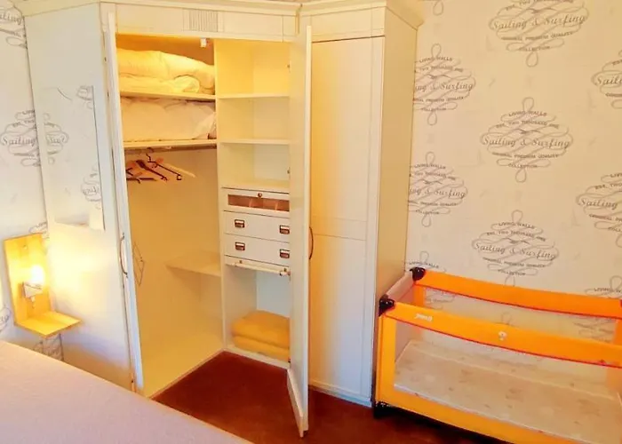 شقة Dans Maison Proche Des Immenses Plages De Sur A 1,8km Des Plages