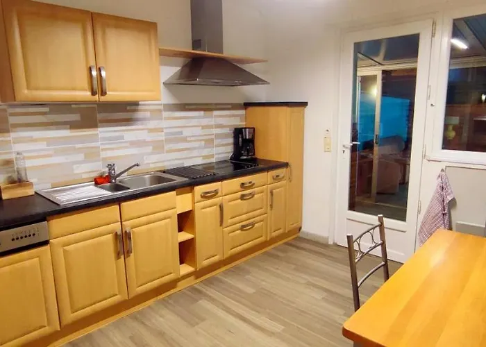 شقة Dans Maison Proche Des Immenses Plages De Sur A 1,8km Des Plages